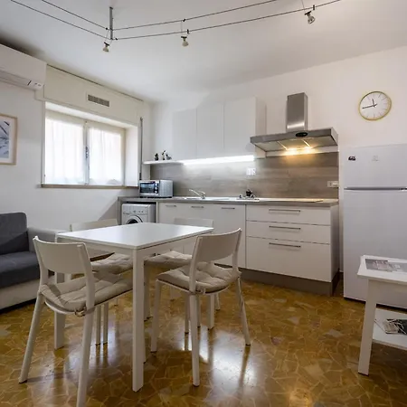 White House In Apartment Vicenza