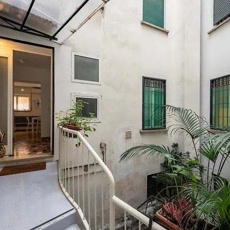Apartment White House In Vicenza
